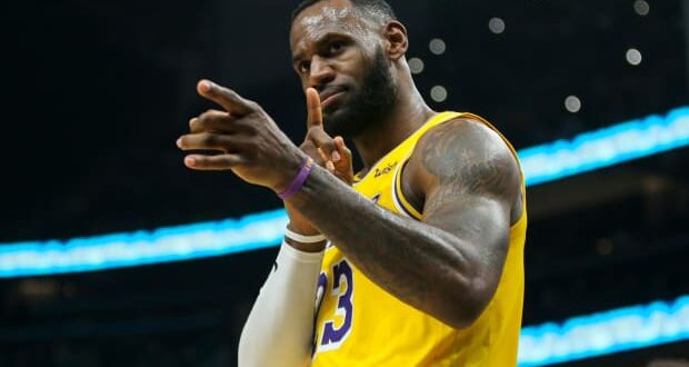 lebron-sets-earnings-record,-claims-no.-1-spot-on-forbes’-nba-list-for-eighth-straight-year-–-sports-illustrated