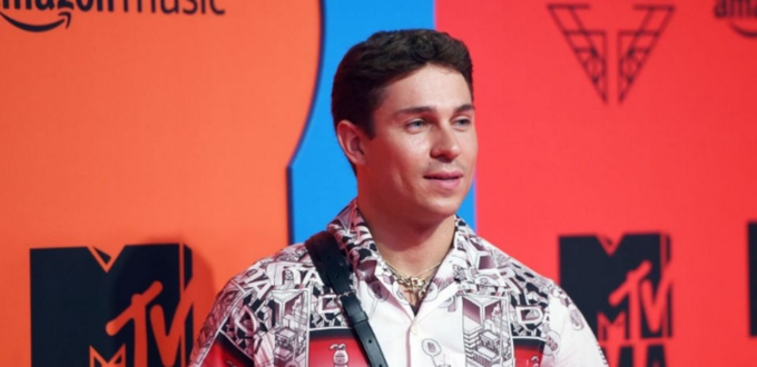 joey-essex-claims-he-was-‘duped’-into-cryptocurrency-con-–-grazia
