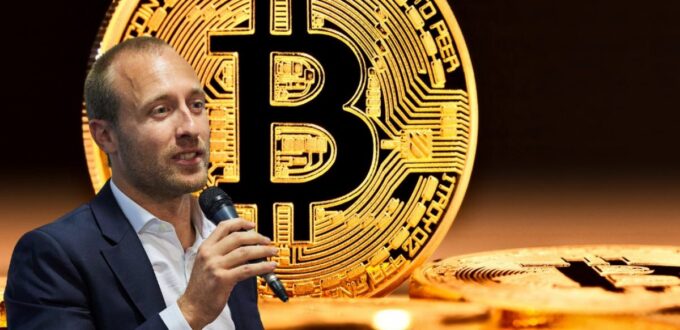 belgian-mp-christophe-de-beukelaer-converts-salary-into-bitcoin,-becomes-first-in-europe-to-do-so-–-gadgets-360
