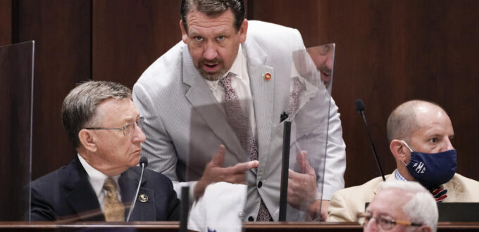 tennessee-lawmaker-jeremy-faison-says-he-‘acted-the-fool’-after-apparent-attempt-to-pants-a-hs-basketball-ref-–-yahoo-sports