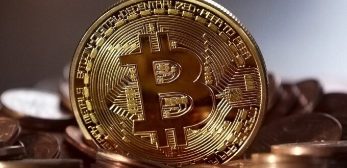 bitcoin-trades-below-$40,000-on-bearish-vibes;-russia-bans-crypto-mining-and-trading-–-the-news-minute