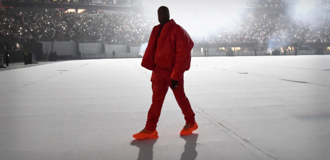 kanye-off-the-grid-on-nfts,-but-celebrities-go-for-the-green-–-thestreet