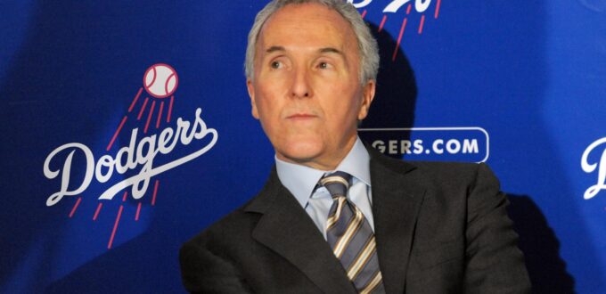 dodgers:-frank-mccourt-starts-a-cryptocurrency-–-dodgers-nation