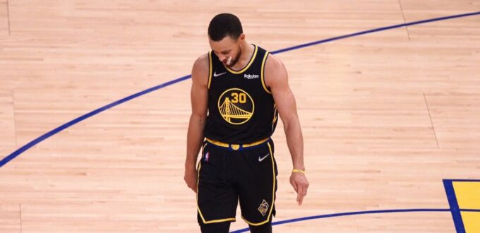 “stephen-curry’s-bored-ape-is-worth-$145,000-or-75-eth-today!”:-how-the-warriors-superstar’s-crypto-investment…-–-the-sportsrush