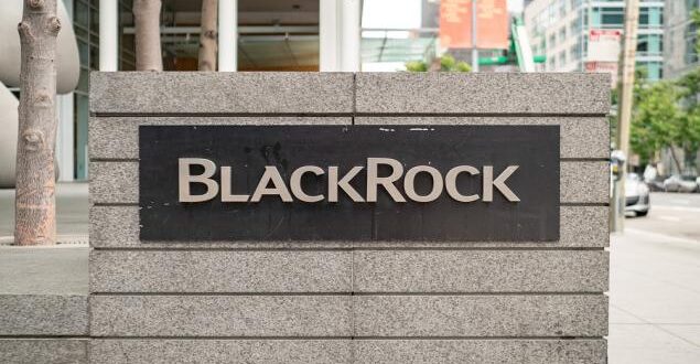 blackrock-(blk)-partners-with-cryptocurrency-exchange-coinbase-–-zacks-investment-research