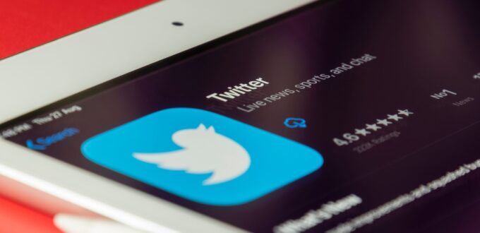 over-200m-twitter-accounts’-data-leaked-after-$200k-demand-goes-…-–-watcher-guru