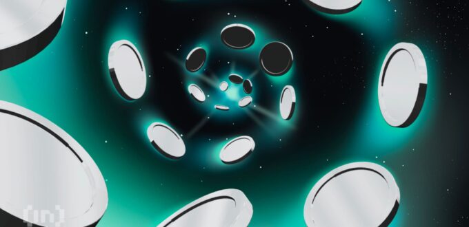 onyxcoin-(xcn)-shows-signs-of-reversal-after-200%-rally-fizzles-out