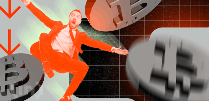 bitcoin-risks-dropping-below-$100,000-as-daily-liquidations-near-$1-billion